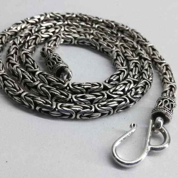 SOLD - Suarti BA Sterling Silver Byzantine Chain - Picture 3 of 5